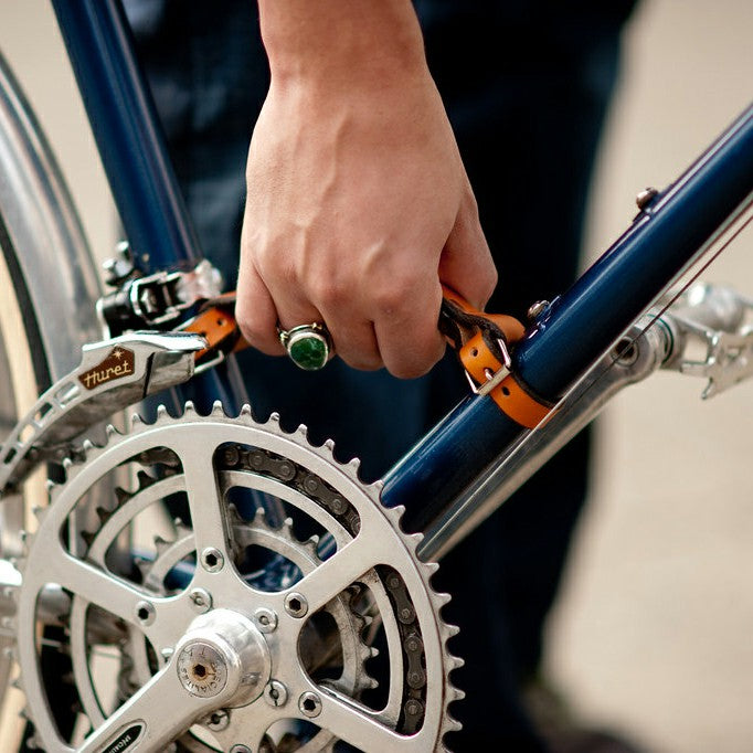Bicycle Frame Handle - "Little Lifter"